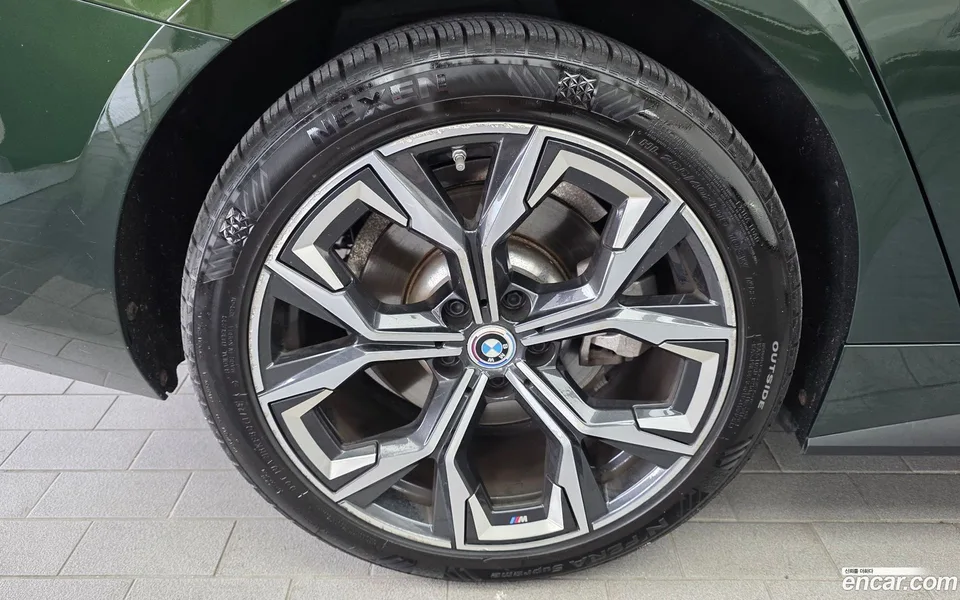 BMW i4 eDrive40 M 2022 — thumbnail 5