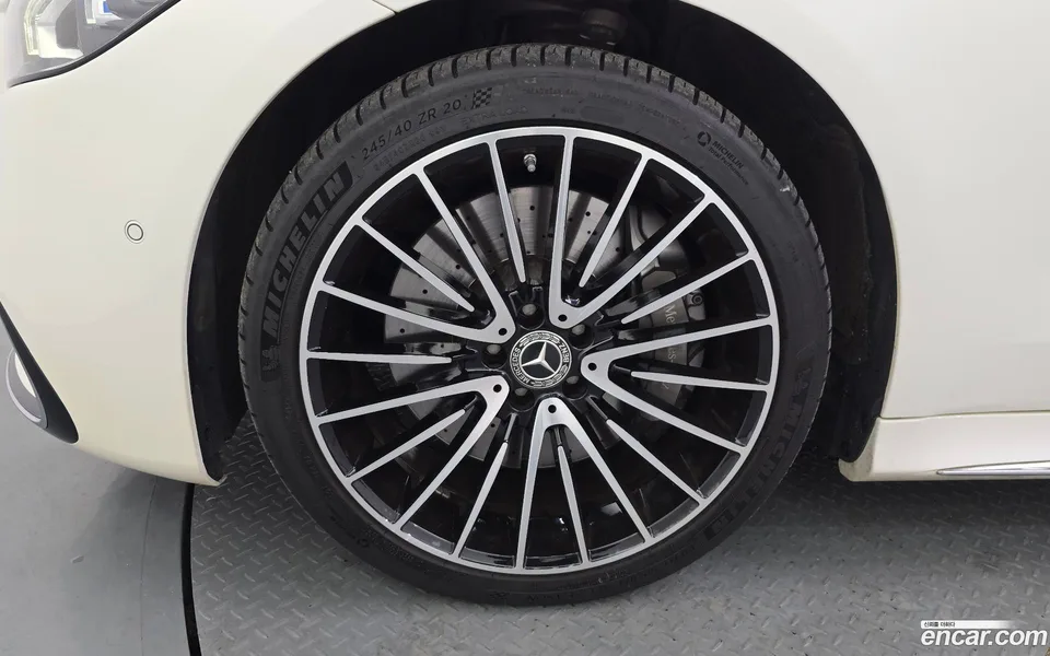 Mercedes-Benz S-Class S400 d 4MATIC 2023 — thumbnail 5