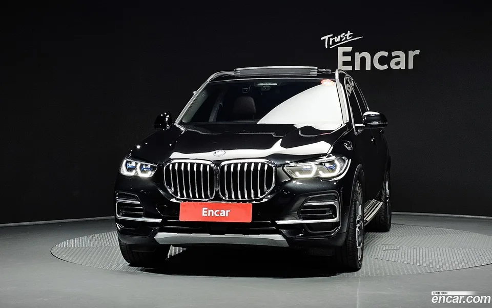 BMW X5 xDrive 40i xLine 2023 — thumbnail 3