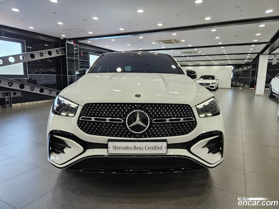Mercedes-Benz GLE-Class GLE450 4MATIC 2025 — thumbnail 3