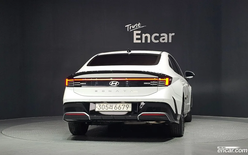 Hyundai Sonata The Edge 2.0 2025 — thumbnail 4