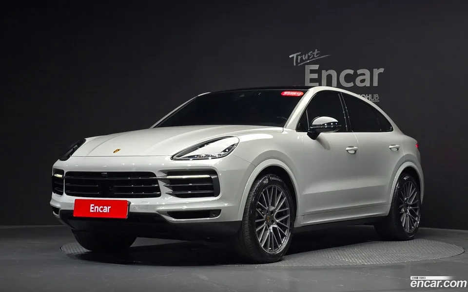 Porsche Cayenne 3.0 2022 — photo 1, buy with delivery to Moscow