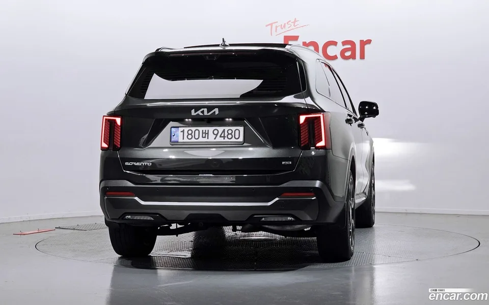 Kia Sorento 2.2 4WD 2024 — thumbnail 4