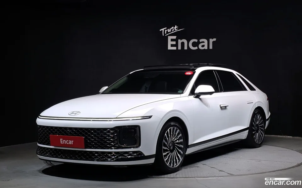 Hyundai Grandeur 2.5 2WD 2022 — photo 1, buy with delivery to Moscow