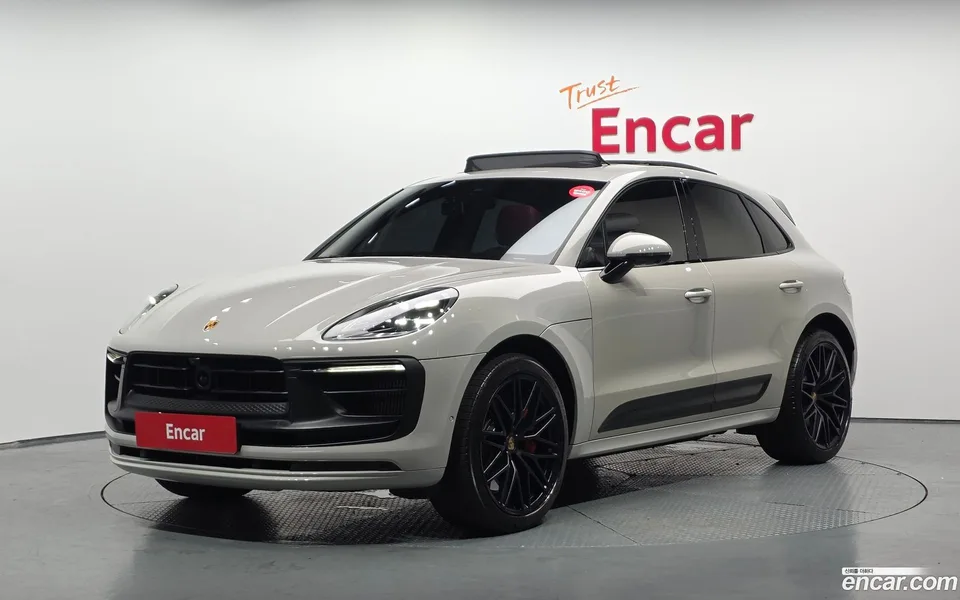 Porsche Macan 2.9 GTS 2023 — photo 1, buy with delivery to Moscow