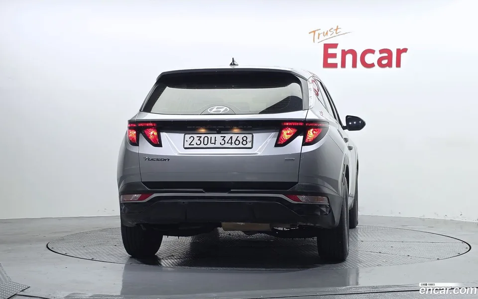 Hyundai Tucson 2.0 4WD 2022 — thumbnail 4