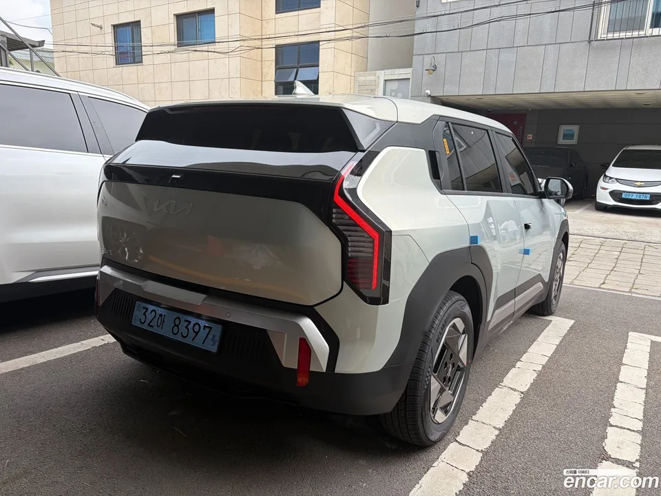 Kia EV3 2WD 2026 — миниатюра 4