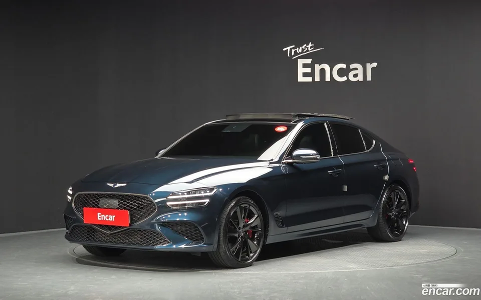 Genesis G70 3.3T 4WD 2022 — фото 1, купить с доставкой в Москву