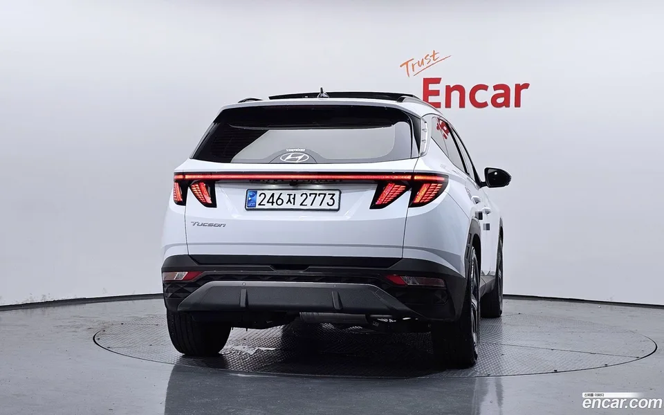 Hyundai Tucson 2.0 2WD 2023 — thumbnail 4