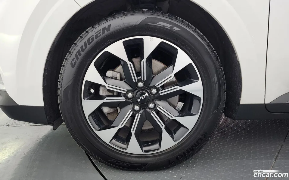 Kia Carnival 9 2022 — thumbnail 5