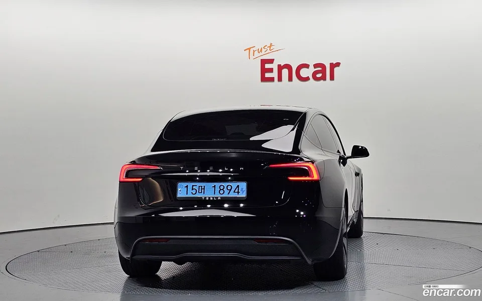 Tesla Model 3 RWD 2024 — thumbnail 4