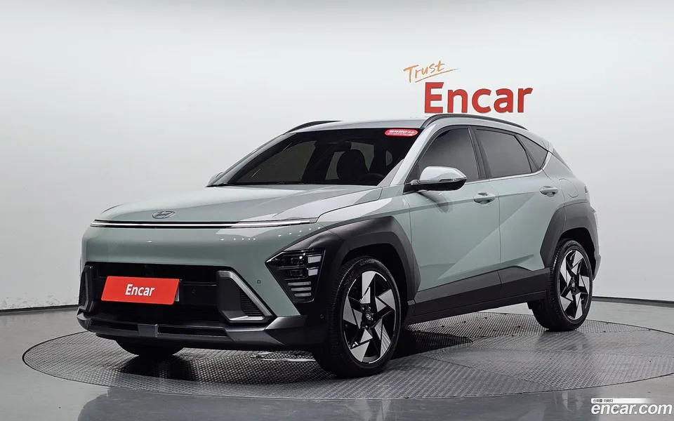 Hyundai Kona 1.6 2WD 2023 — photo 1, buy with delivery to Moscow