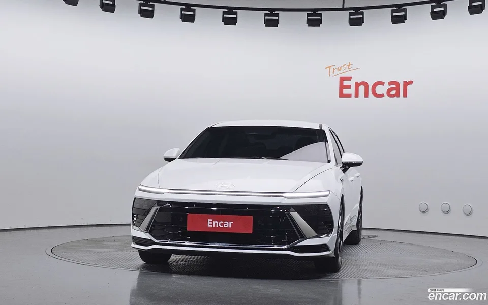Hyundai Sonata The Edge 2.0 LPG() 2023 — thumbnail 3