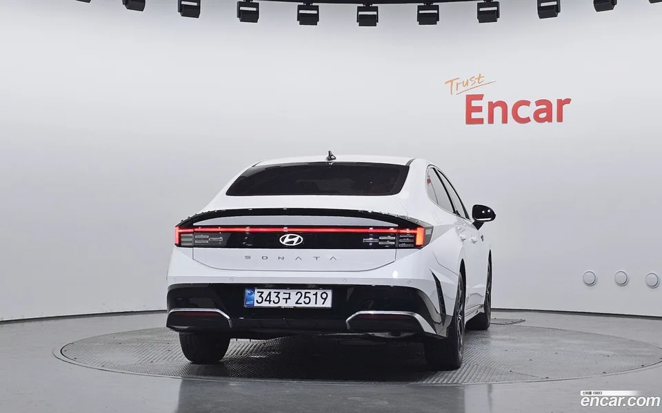 Hyundai Sonata The Edge 2.0 LPG() 2023 — thumbnail 4