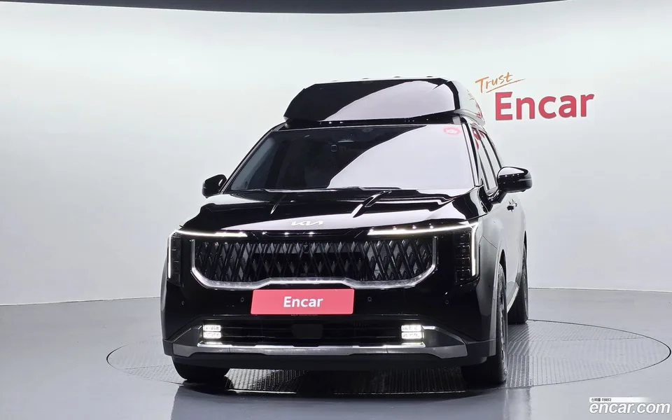 Kia Carnival HEV 9 () 2024 — thumbnail 3