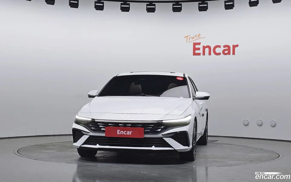 Hyundai Avante CN7 Hybrid 2025 — thumbnail 3