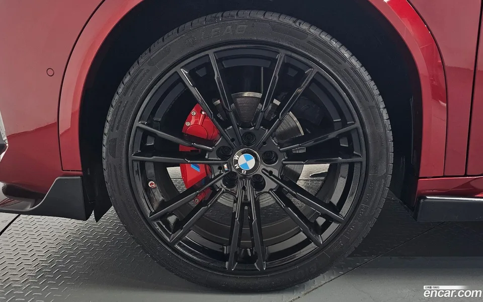 BMW iX2 eDrive 20 M 2024 — thumbnail 5