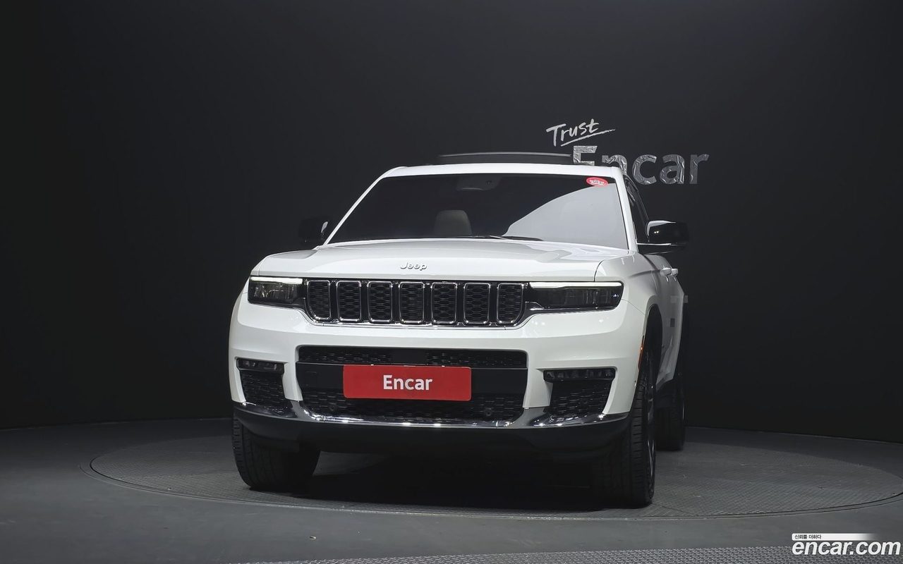 Jeep Grand Cherokee 2023 — 3
