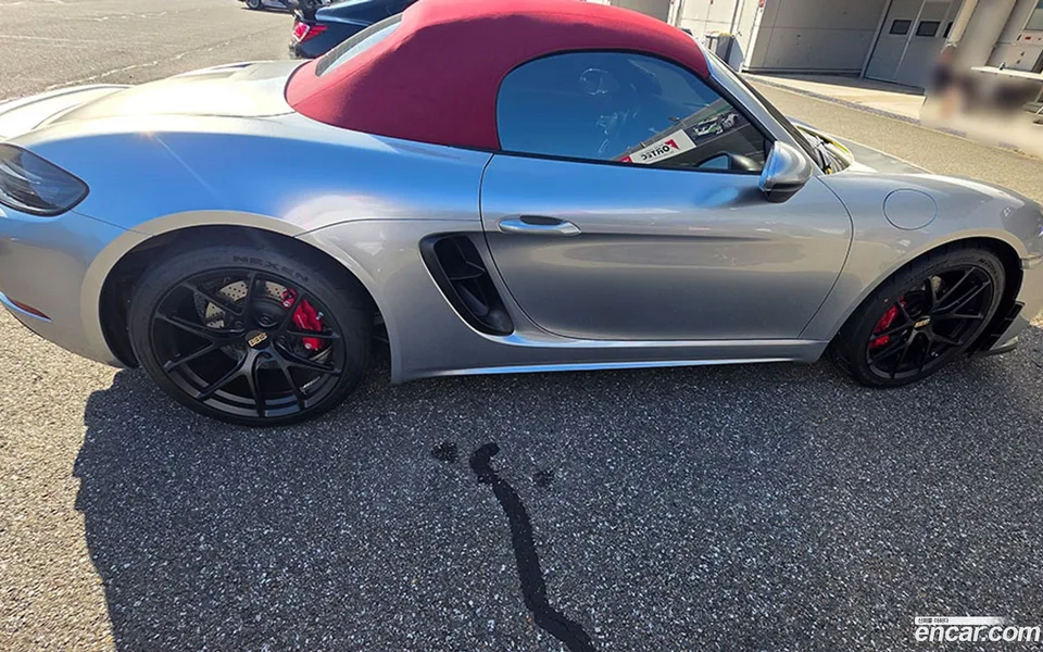 Porsche 718 Boxster 4.0 GTS 2023 — thumbnail 3