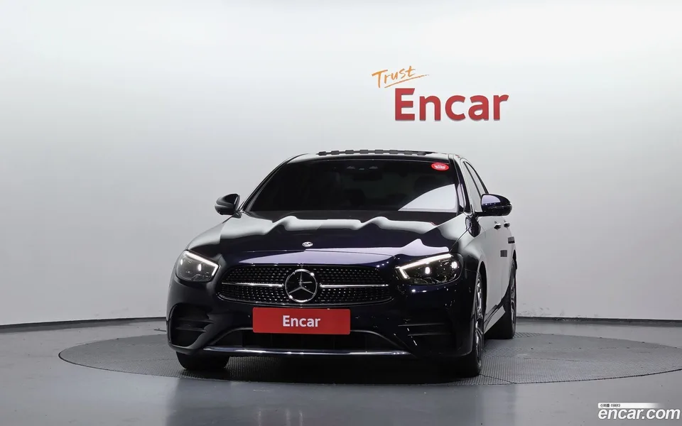 Mercedes-Benz E-Class E220d 4MATIC AMG Line 2022 — thumbnail 3