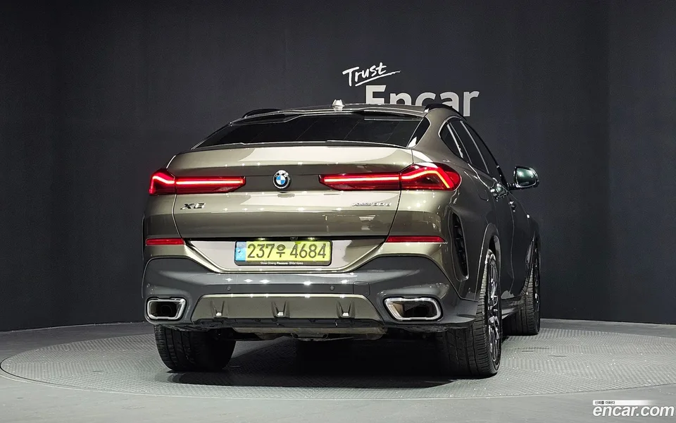 BMW X6 xDrive30d M 2025 — thumbnail 4