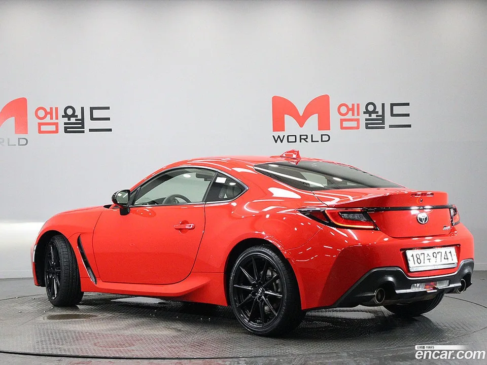 Toyota GR86 2.4 2024 — thumbnail 4