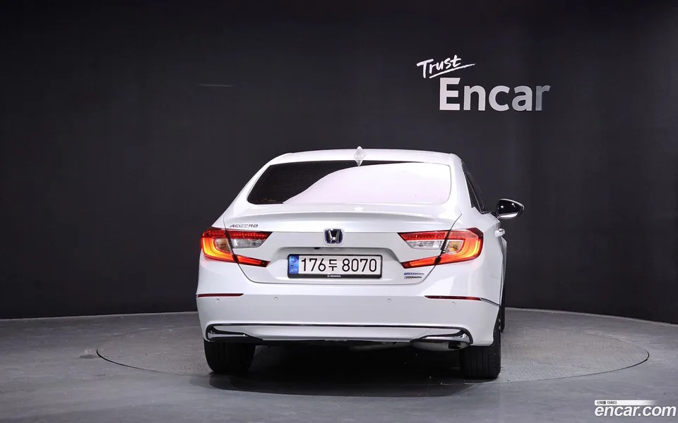 Honda Accord 2.0 2022 — thumbnail 4