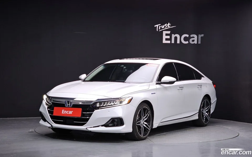Honda Accord 2.0 2022 — photo 1, buy with delivery to Moscow