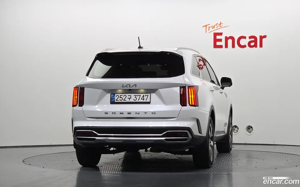 Kia Sorento 2.5T 2WD 2022 — thumbnail 4