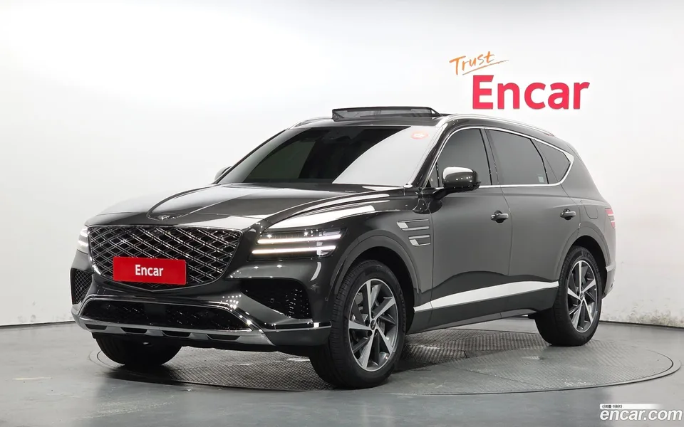 Genesis GV80 2.5T AWD 2024 — photo 1, buy with delivery to Moscow