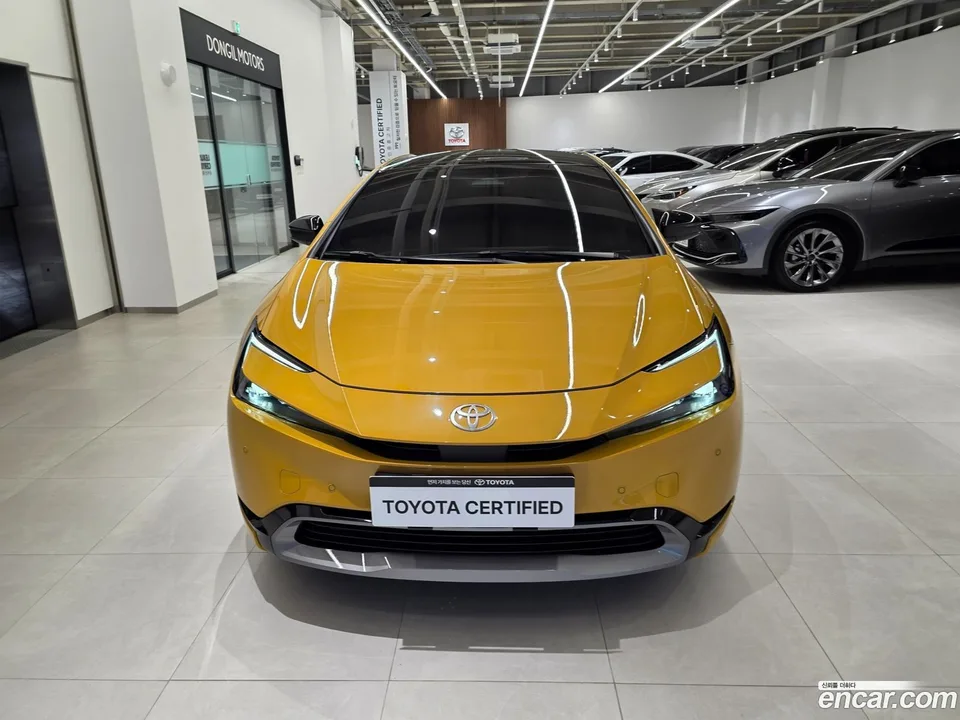 Toyota Prius 2.0 XLE 2024 — thumbnail 3