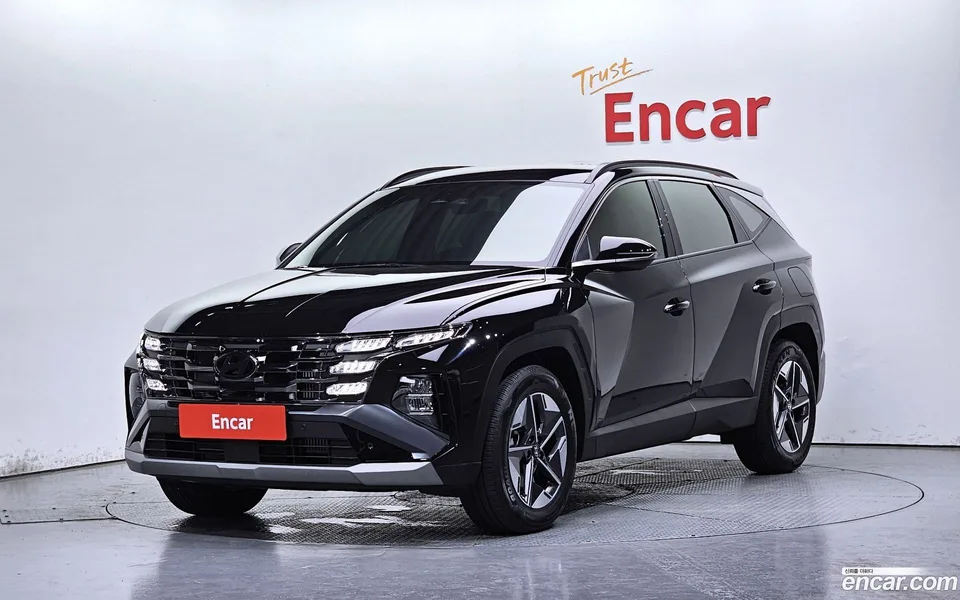 Hyundai Tucson NX4 1.6 4WD 2025 — photo 1, buy with delivery to Moscow