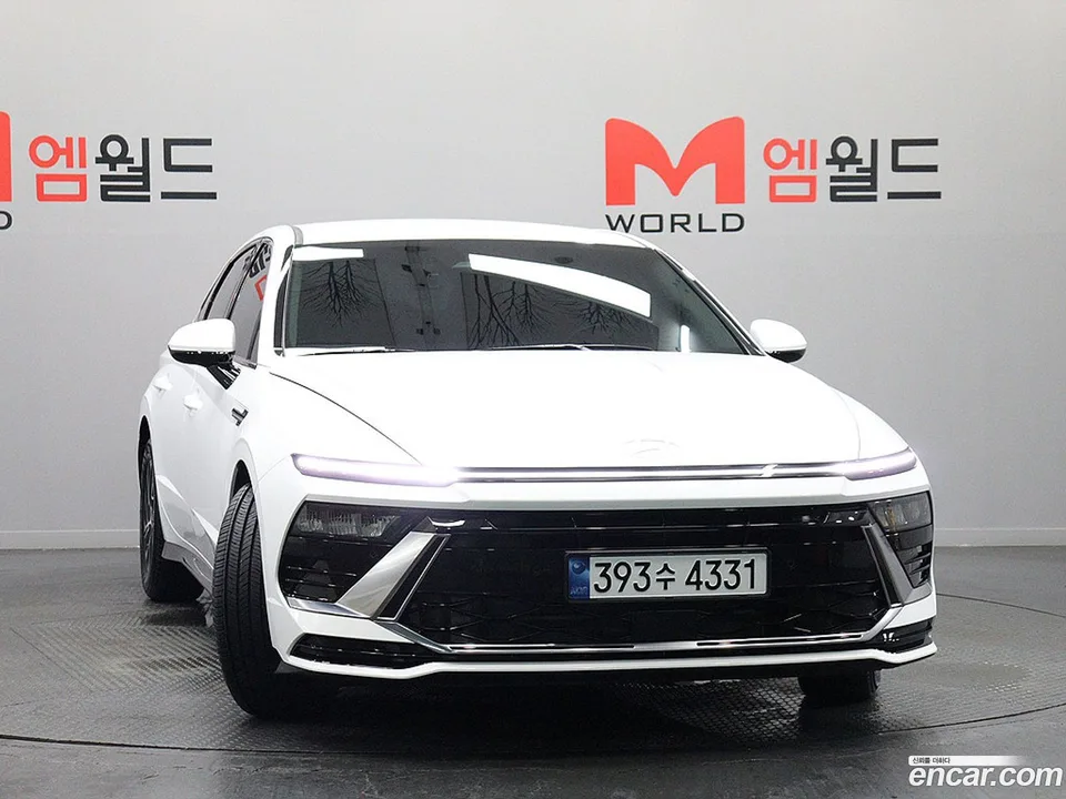Hyundai Sonata The Edge Hybrid 2024 — thumbnail 3