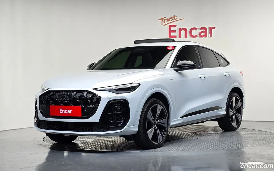 Audi Q5 (80A) 40 TFSI S Line 2025 — photo 1, buy with delivery to Moscow