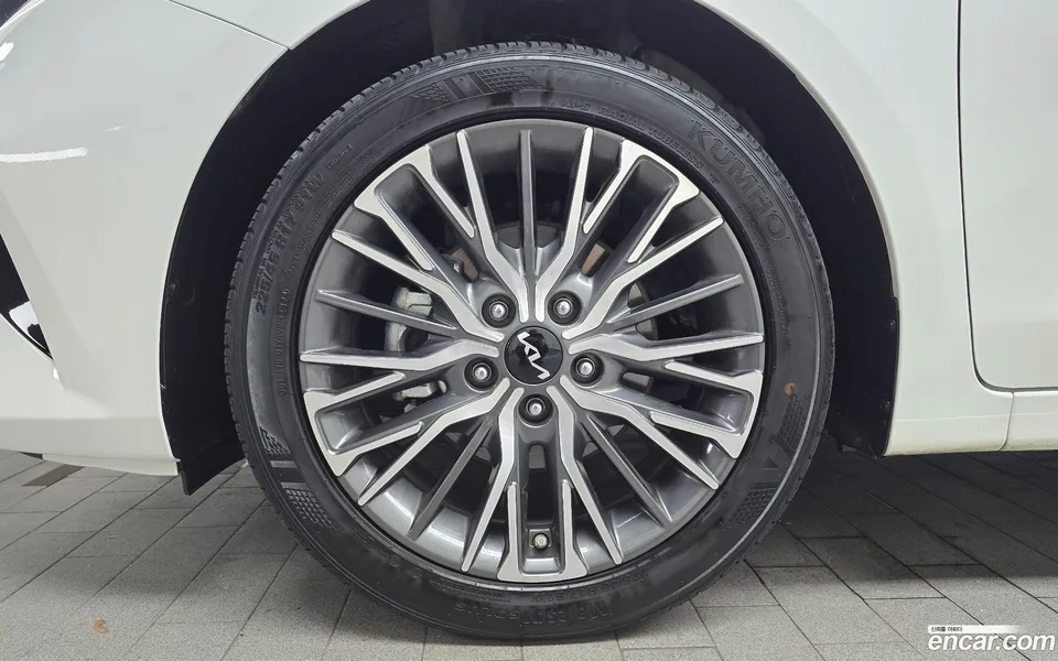Kia K3 1.6 2024 — thumbnail 5