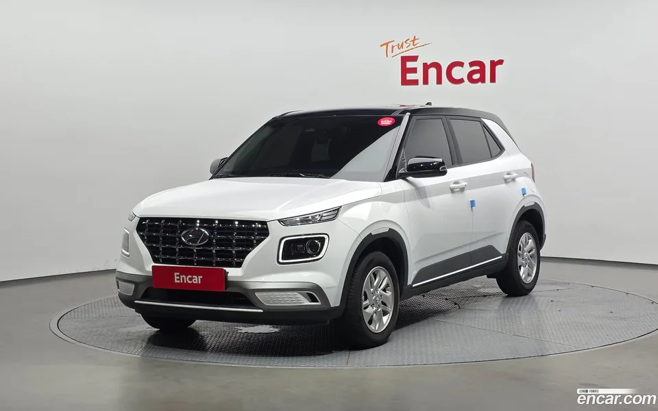 Hyundai Venue 1.6 2025 — photo 1, buy with delivery to Moscow