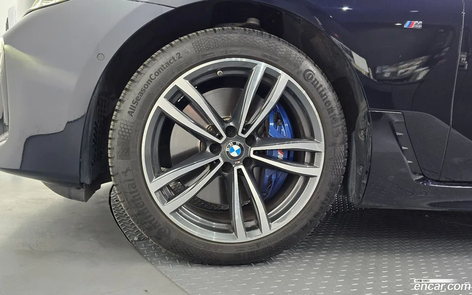 BMW 6 Series GT 620d M 2022 — thumbnail 2