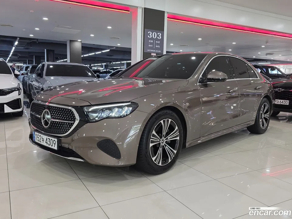 Mercedes-Benz E-Class E200 2025 — photo 1, buy with delivery to Moscow