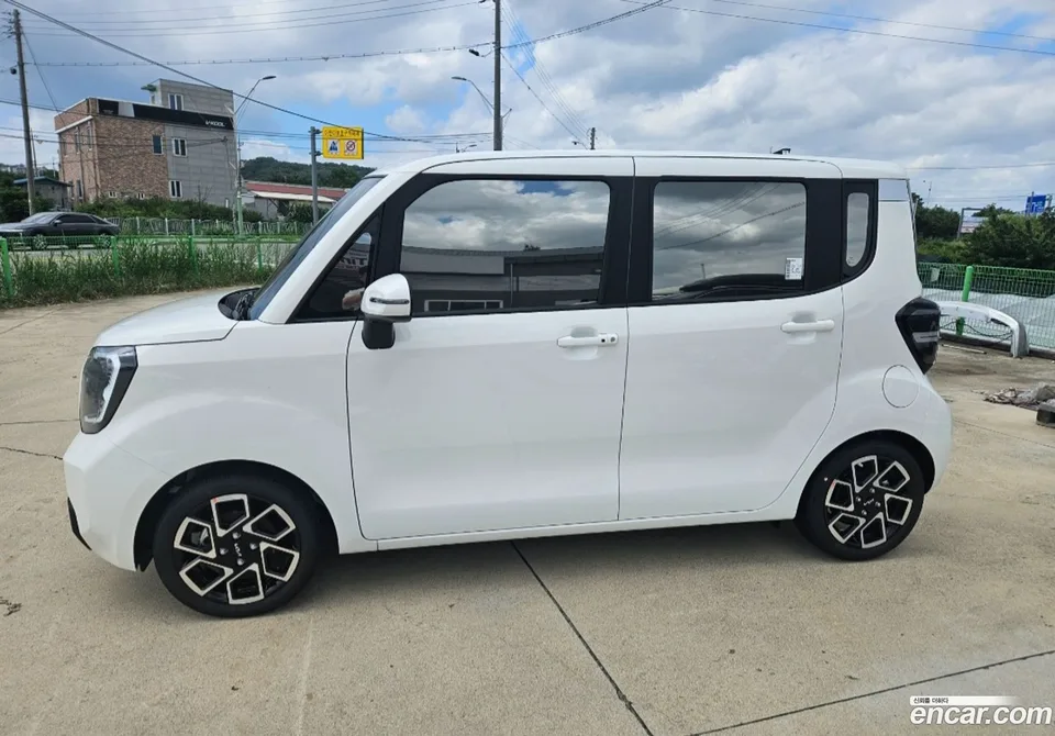 Kia Ray 2026 — thumbnail 3
