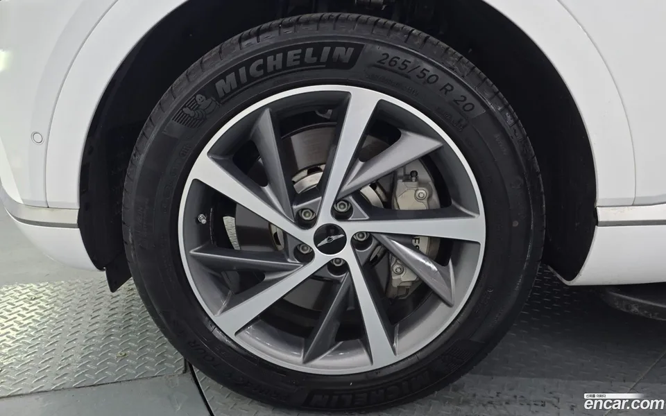 Genesis GV80 2.5T AWD 2024 — thumbnail 2