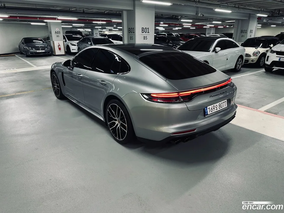 Porsche Panamera (971) 4.0 S 2022 — thumbnail 3