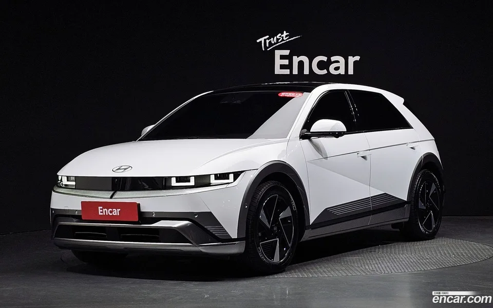 Hyundai Ioniq 5 AWD 2024 — photo 1, buy with delivery to Moscow