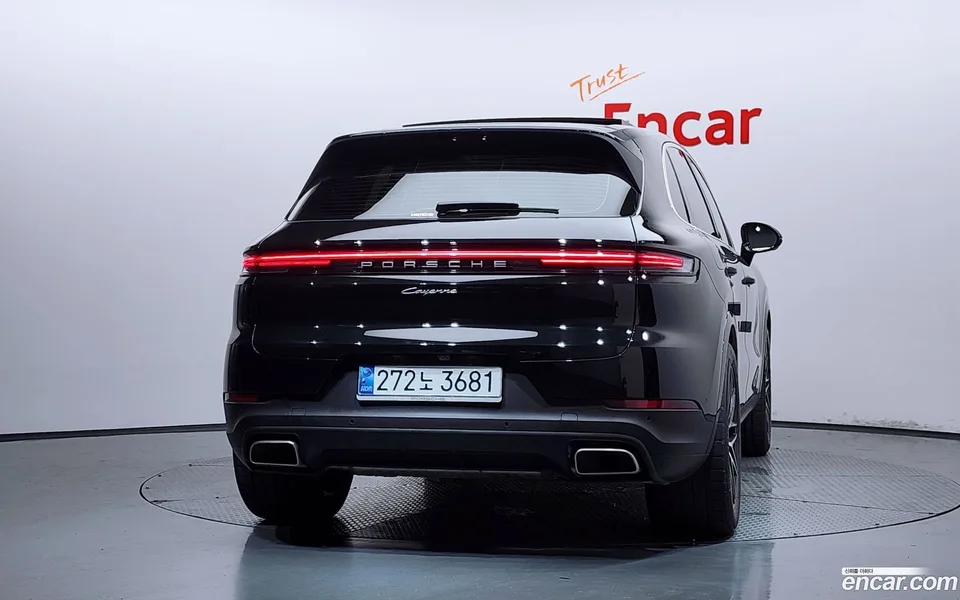 Porsche Cayenne 3.0 2025 — thumbnail 4