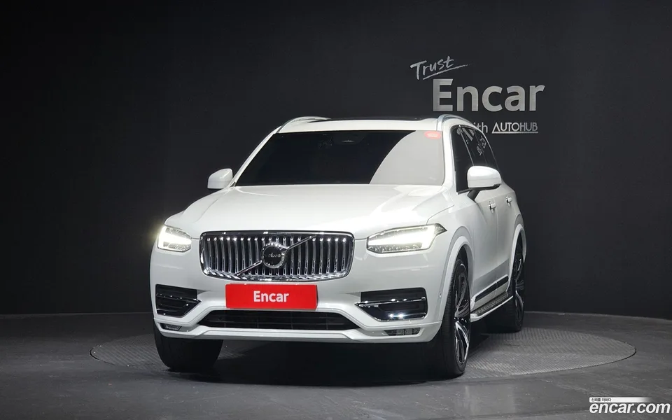 Volvo XC90 B6 2023 — thumbnail 3