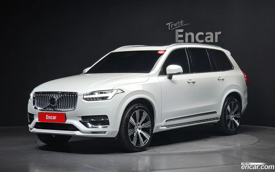 Volvo XC90 B6 2023 — photo 1, buy with delivery to Moscow