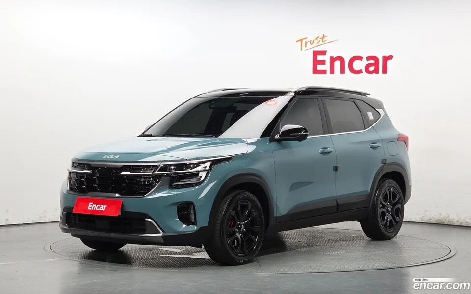 Kia Seltos 1.6 2WD 2024 — photo 1, buy with delivery to Moscow