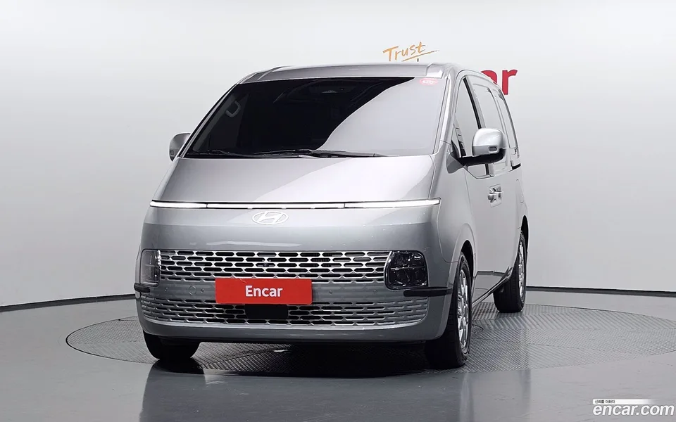 Hyundai Staria 3 2025 — миниатюра 3