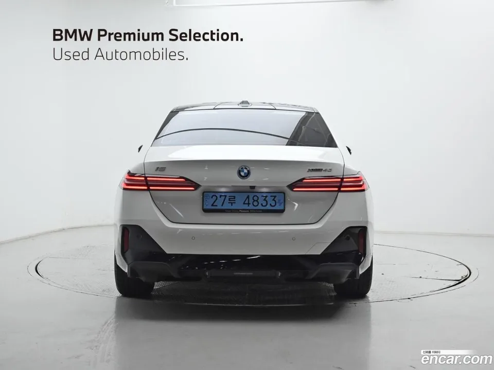 BMW i5 xDrive 40 M 2026 — thumbnail 4