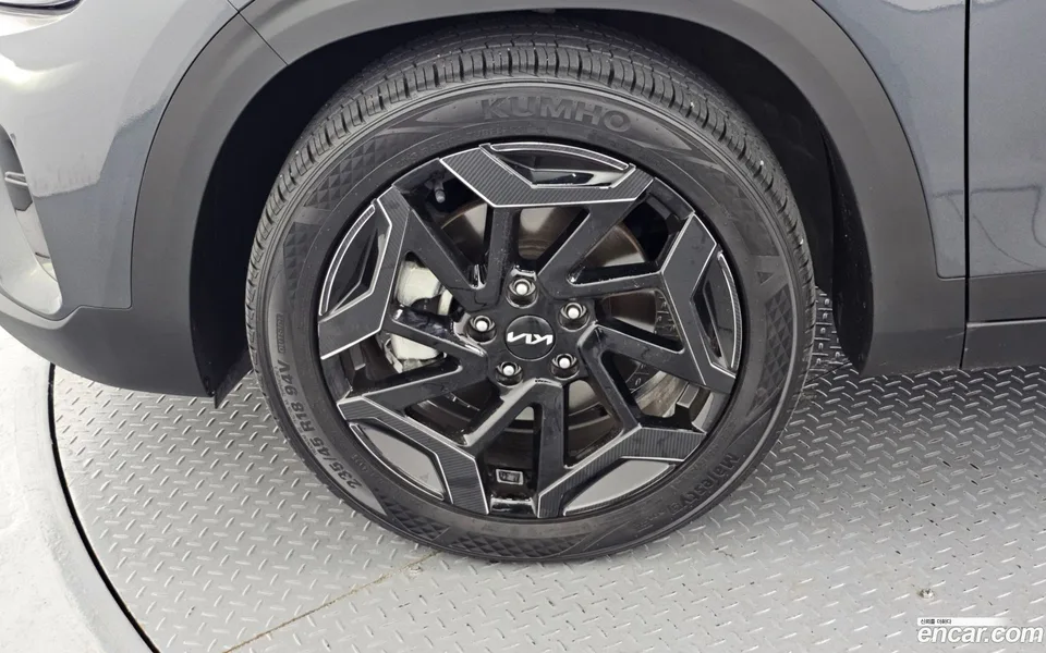 Kia Seltos 1.6 2WD 2023 — thumbnail 2