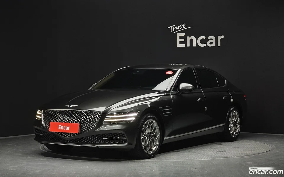 Genesis G80 3.5 2WD 2023 — photo 1, buy with delivery to Moscow